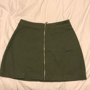H&M green mini skirt